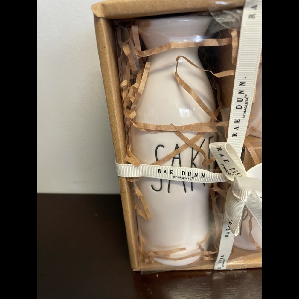 New Rae Dunn SAKE Set - Picture 3 of 4